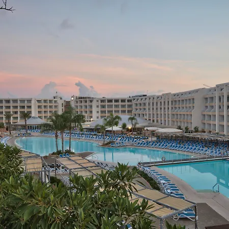 Db Seabank Resort + Spa All Inclusive-2